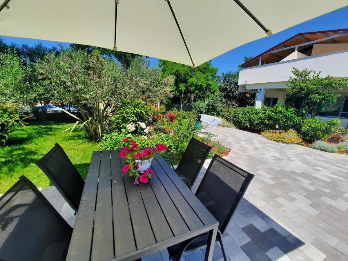 Apartment Noa'S Garden Bibinje Ngoại thất bức ảnh
