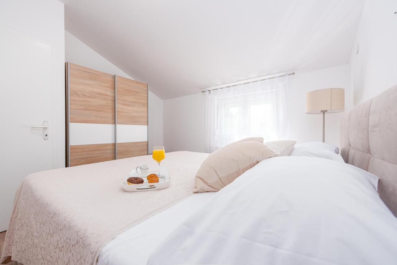 Apartment Noa'S Garden Bibinje Ngoại thất bức ảnh