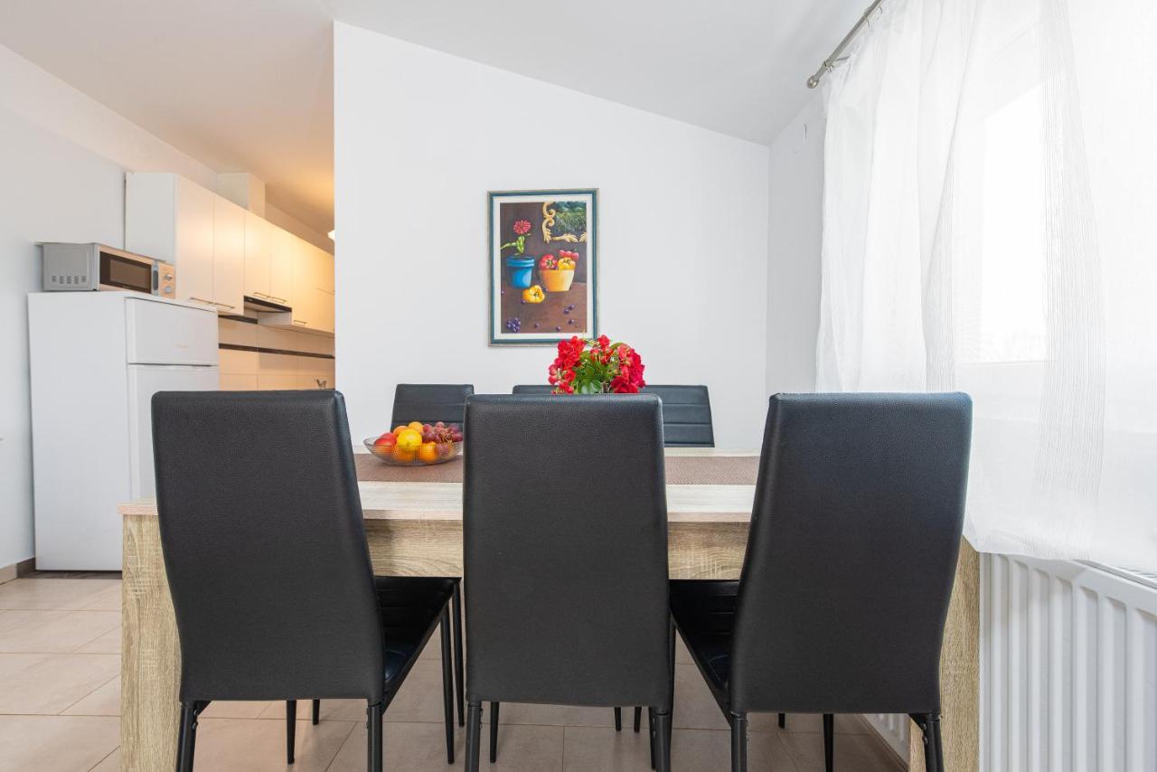 Apartment Noa'S Garden Bibinje Ngoại thất bức ảnh